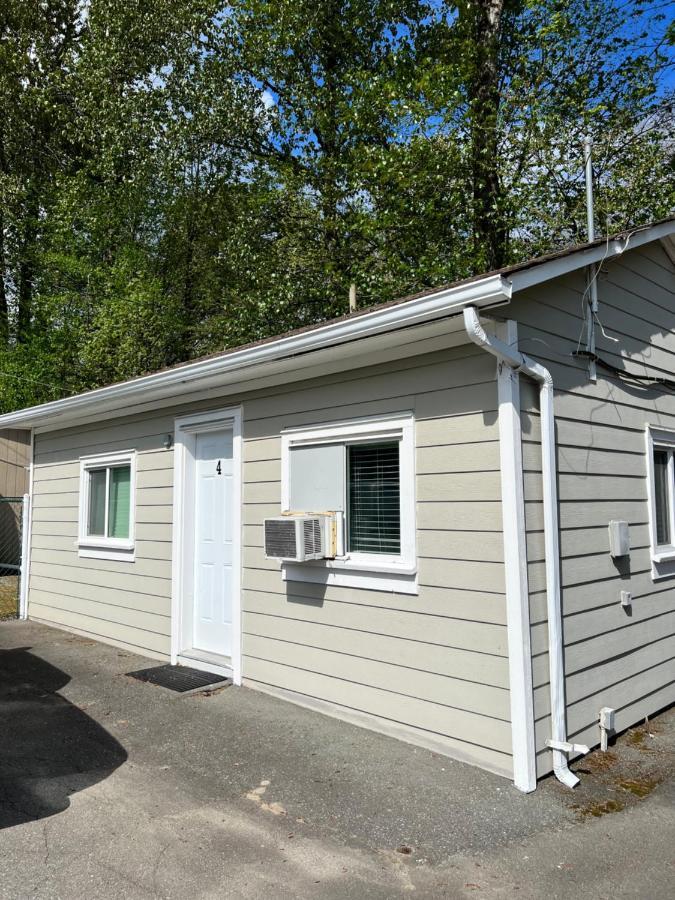 Lake Errock Motel Harrison Mills Dış mekan fotoğraf